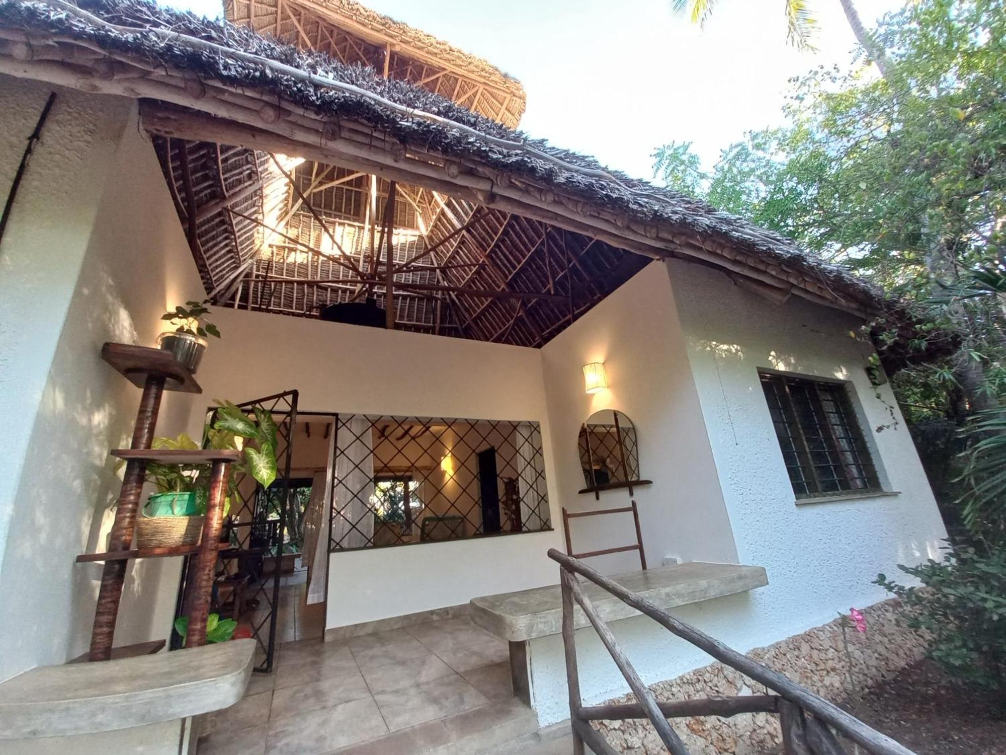 Watamu Beach Cottages Zimmer foto